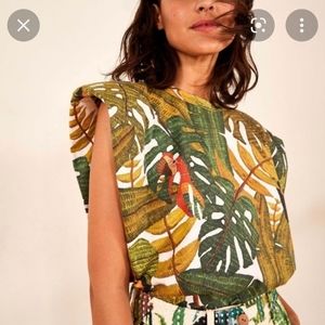 Farm Rio shoulder pad t-shirt